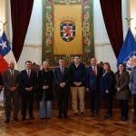 11 municipios de Valparaíso firman convenio con Santiago para fortalecer el desarrollo local