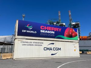 DP-World-San-Antonio-inaugura-temporada-de-exportacion-de-cerezas-2025-2026