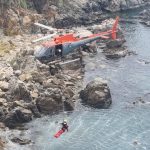 Armada rescata a persona que cayó en roqueríos de Cartagena