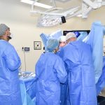 HCV REALIZA INÉDITA CIRUGÍA DE IMPLANTE DE ESFÍNTER URINARIO ARTIFICIAL JUNTO A ESPECIALISTAS DEL HOSPITAL DEL TRABAJADOR