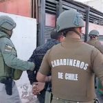 Sección OS7 de San Antonio detiene a tres sujetos por asociación criminal por tráfico de drogas en pequeñas cantidades.