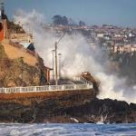 Servimet emite aviso de marejadas en costas chilenas: dónde son y cuándo terminan