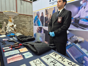 Mesa Evidencia MT0 Viña