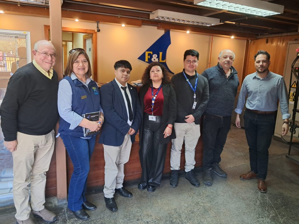 Visita-a-FyL-Cabildo.jpg-1024x768