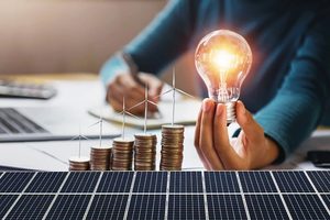 Ahorro-cuentas-de-luz-paneles-solares
